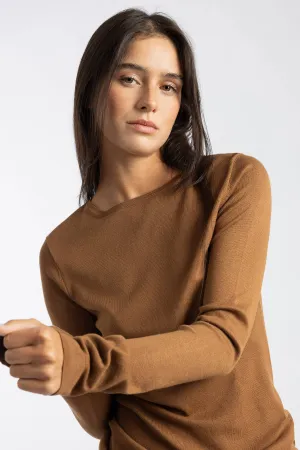 ARIA LIGHT KNIT ROUND NECK SWEATER - CAMEL