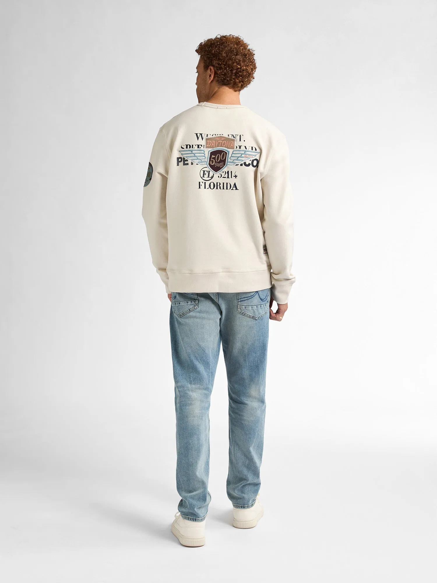 Artwork Sweater Harborviewline