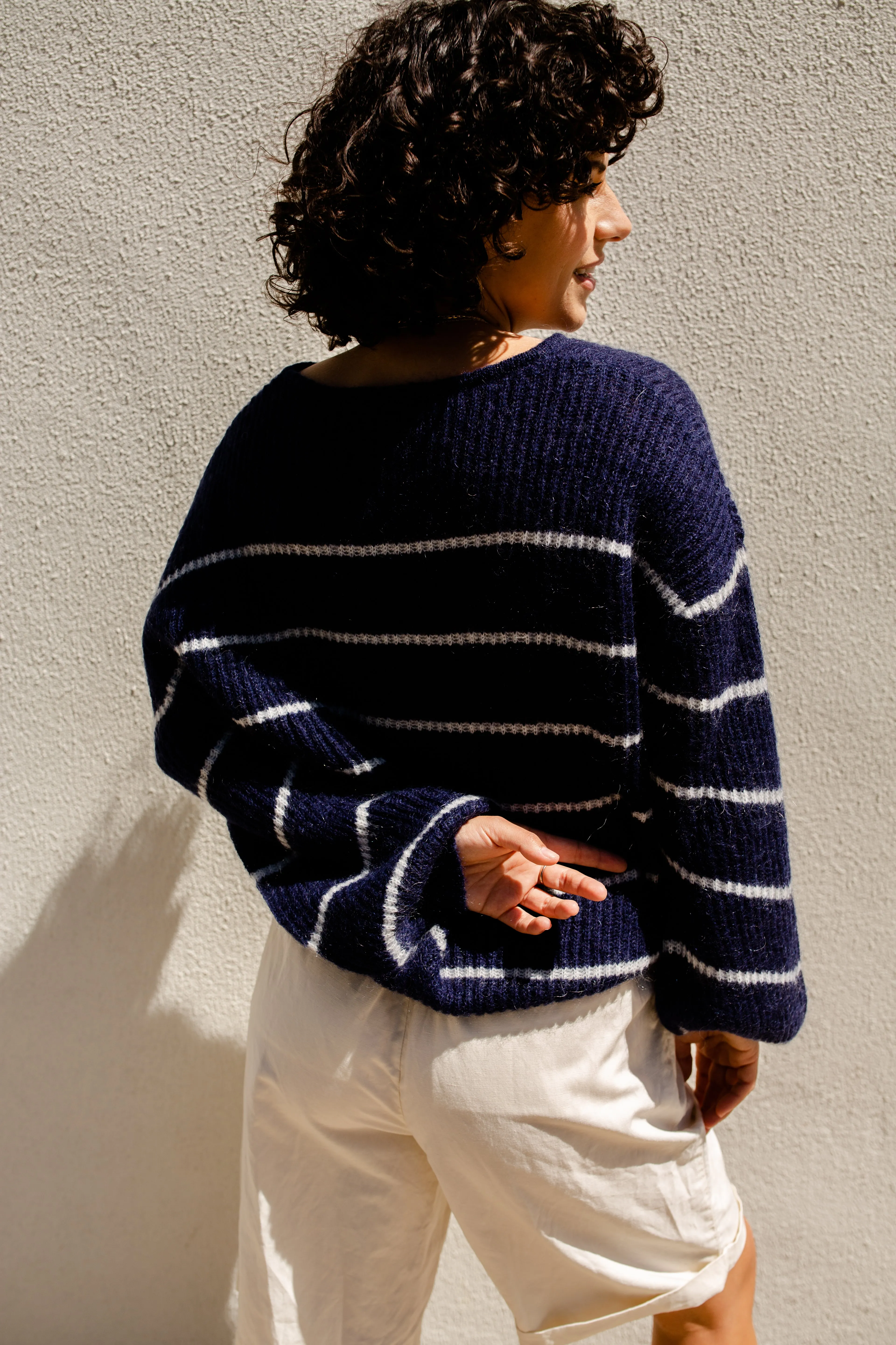 AVA STRIPE SWEATER - NAVY/SNOW