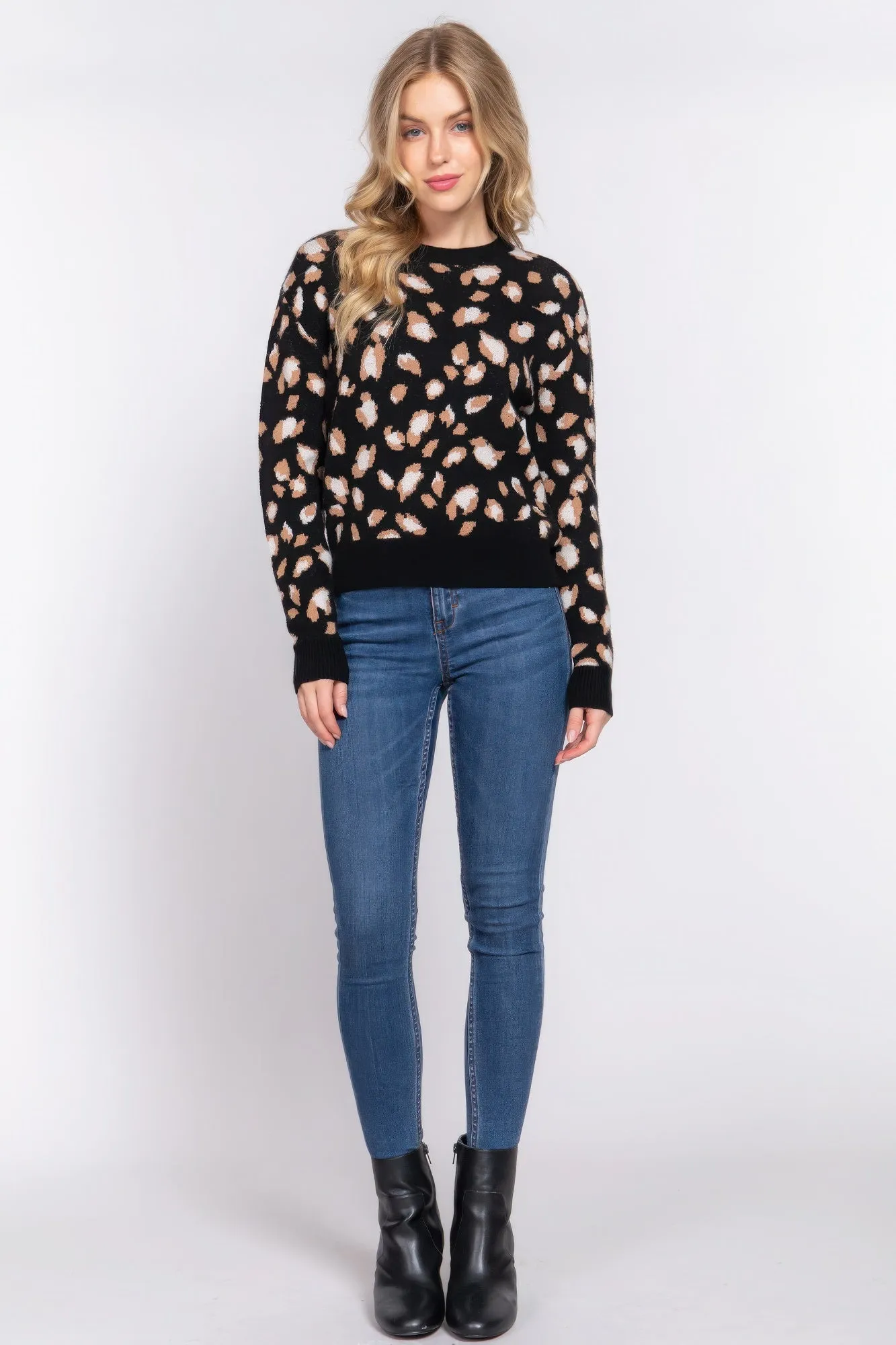 Betty's Long Slv Animal Jacquard Sweater