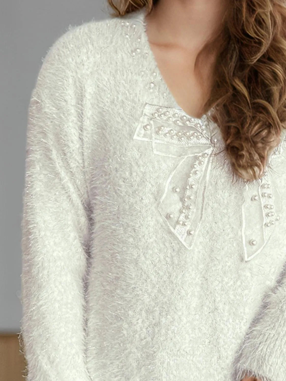 Bow Pearl Sweater