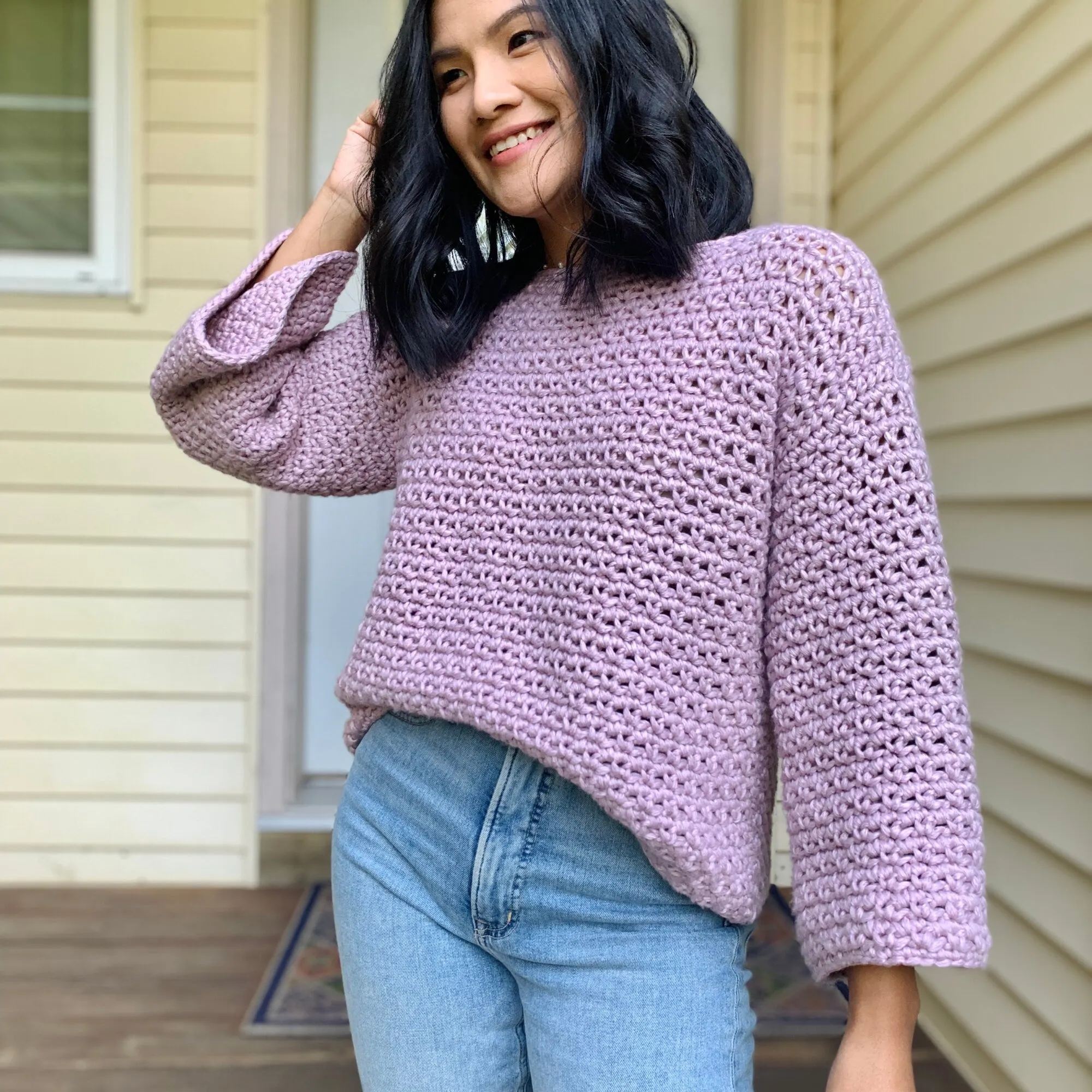 Chunky crochet sweater pattern PDF & video tutorial // Women's sizes XS - XXL