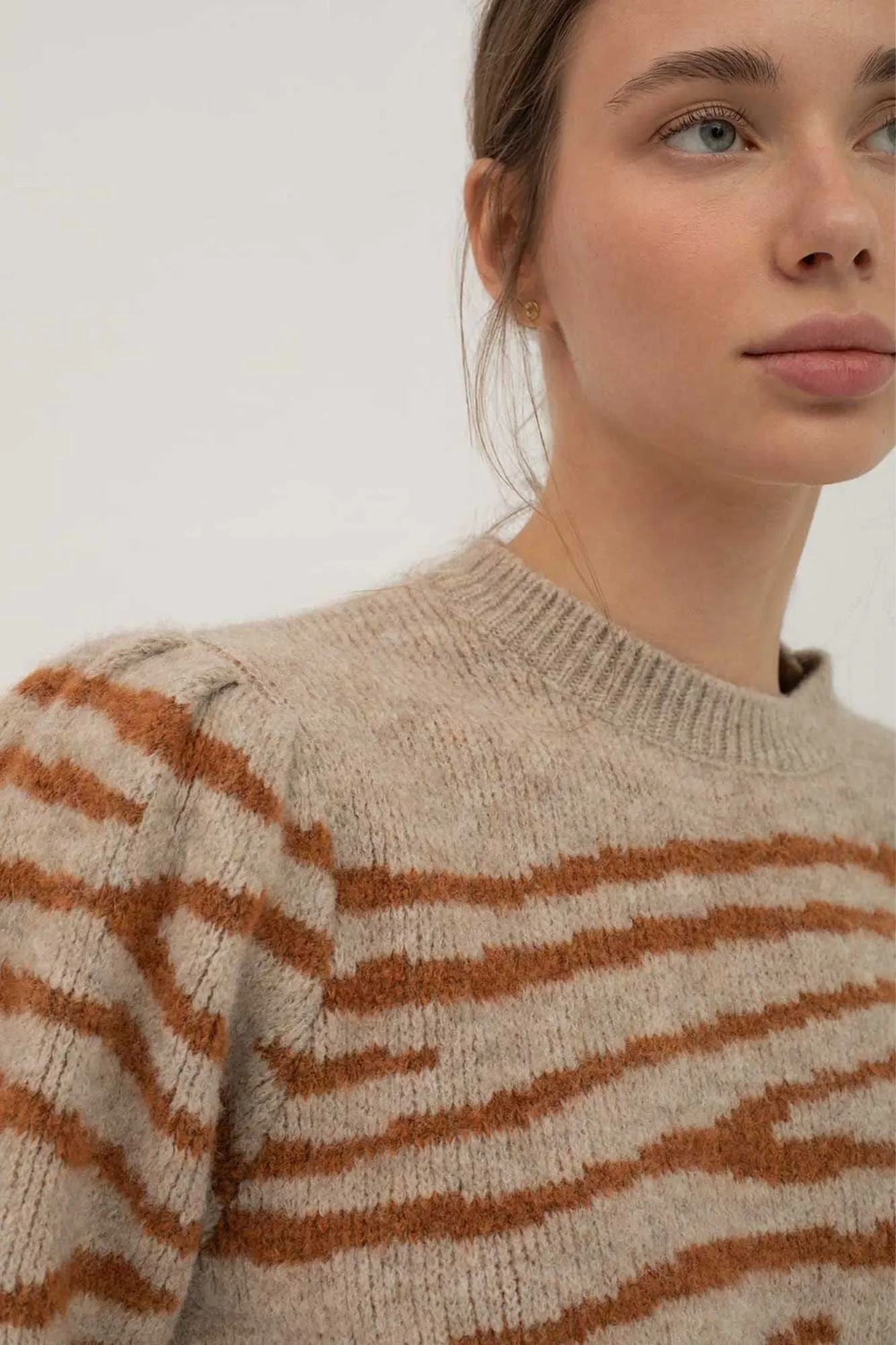 Costa Ribbed Crew Neck Sweater