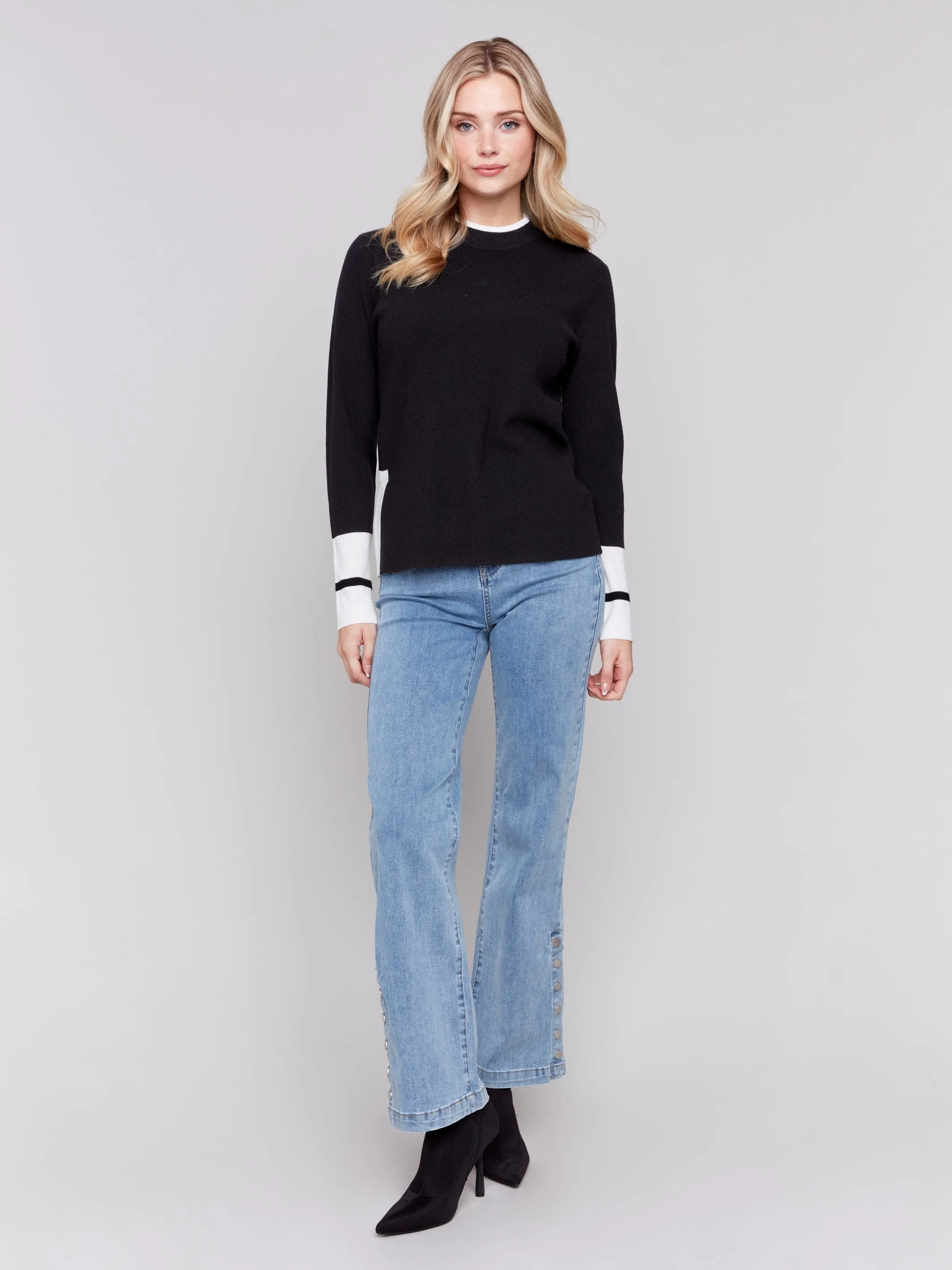 Crew Neck Sweater with Side Slit - Black