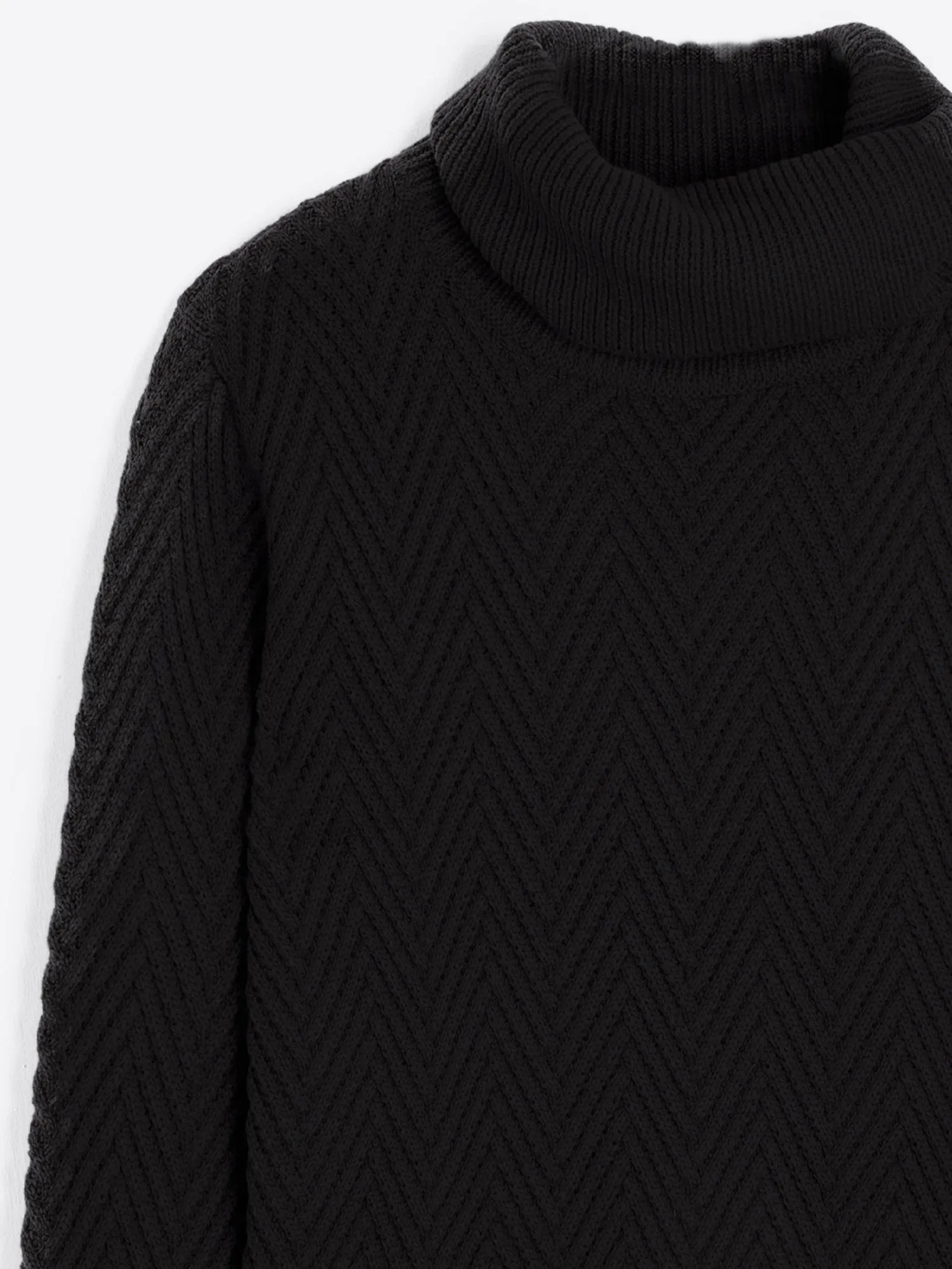 Herringbone Turtleneck