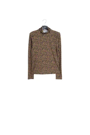 Khaki turtleneck with multicolored leopard print