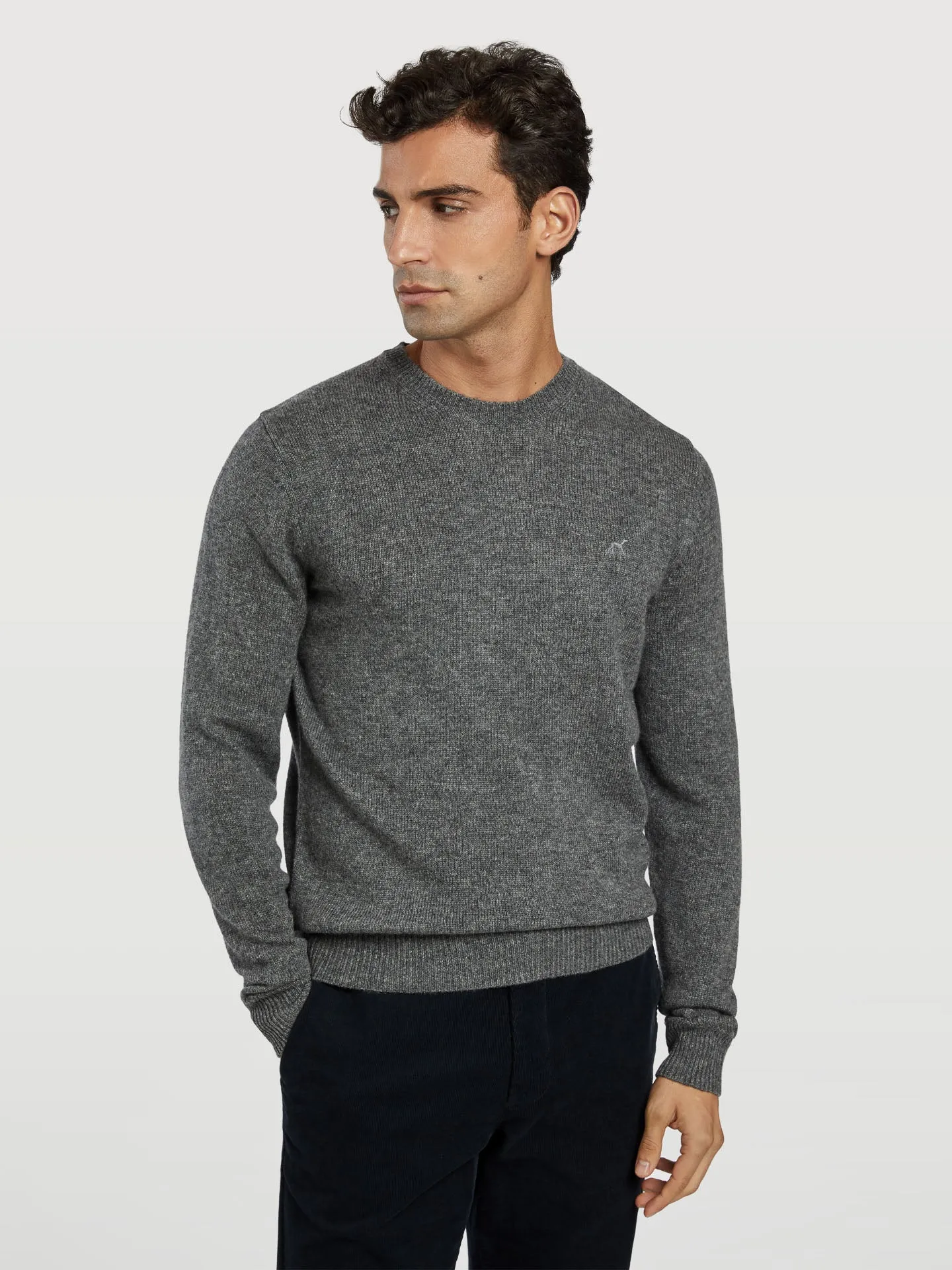 Machine washable crew neck sweater