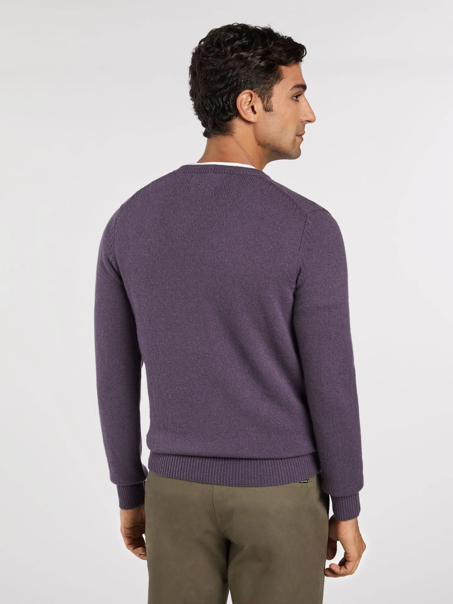 Machine washable crew neck sweater