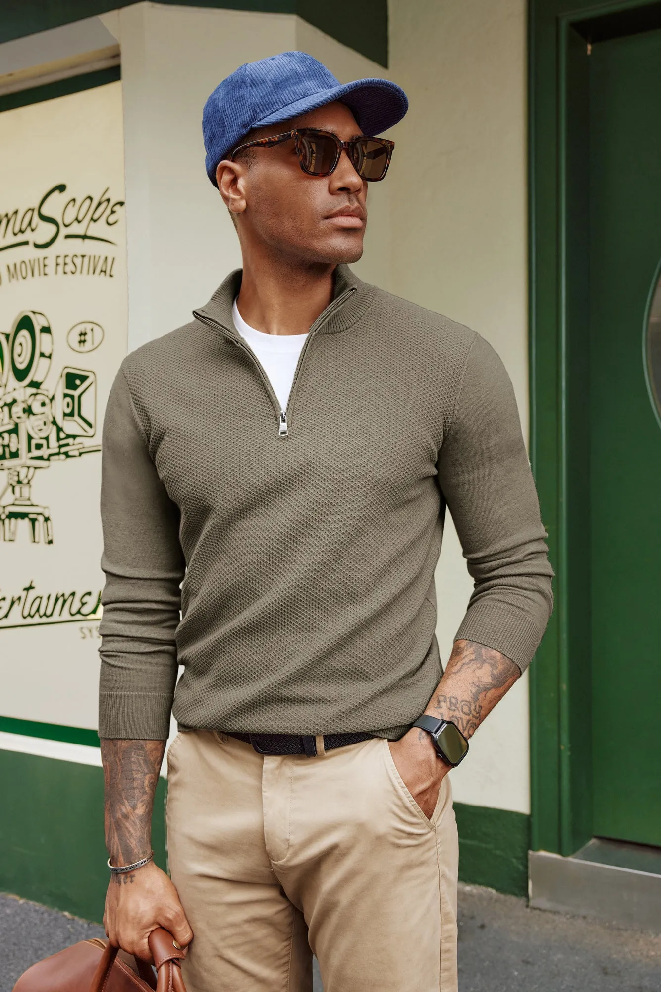 Men Textured Sweater Long Sleeve Stand Collar Zip-up Neck Pullover Knitwear