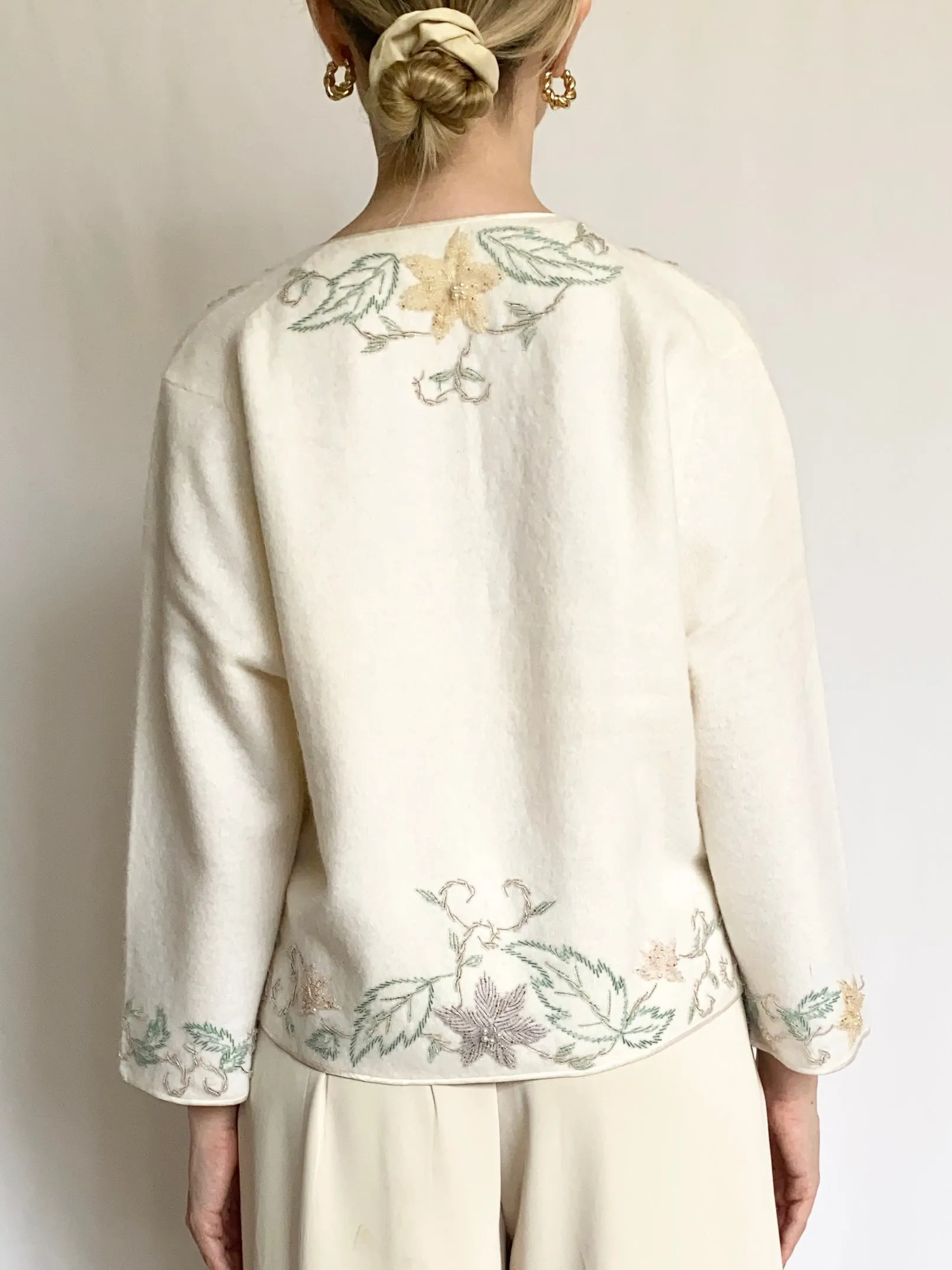 Pastel Flowers 1950s Hand Beaded Cardigan (S/M)