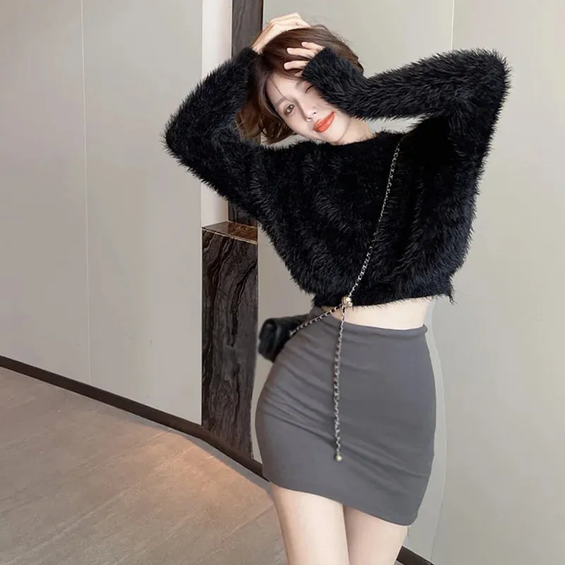 Round Neck Long Sleeve Knitted Velvet Sweater