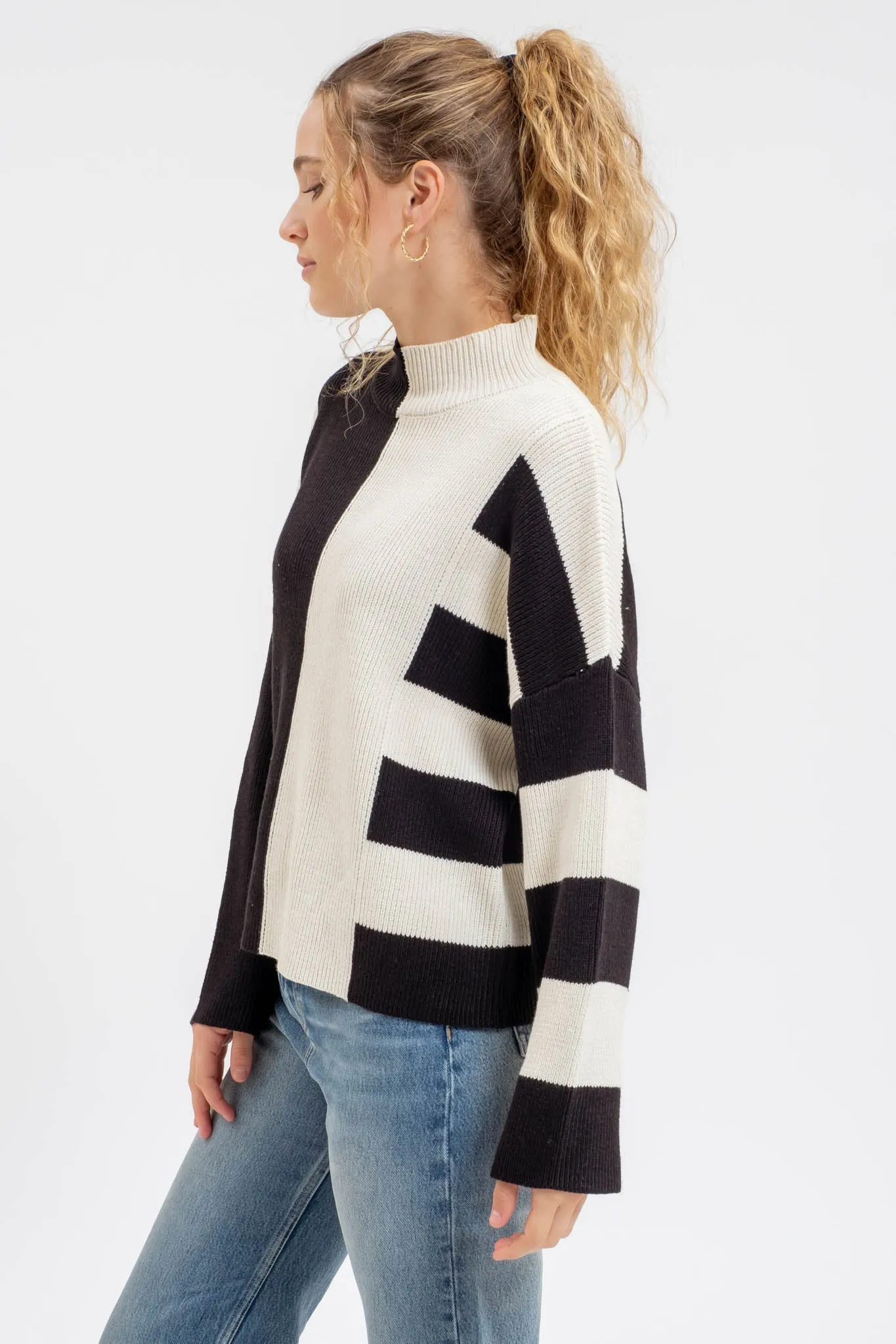 STRIPE COLORBLOCK MOCK NECK KNIT SWEATER