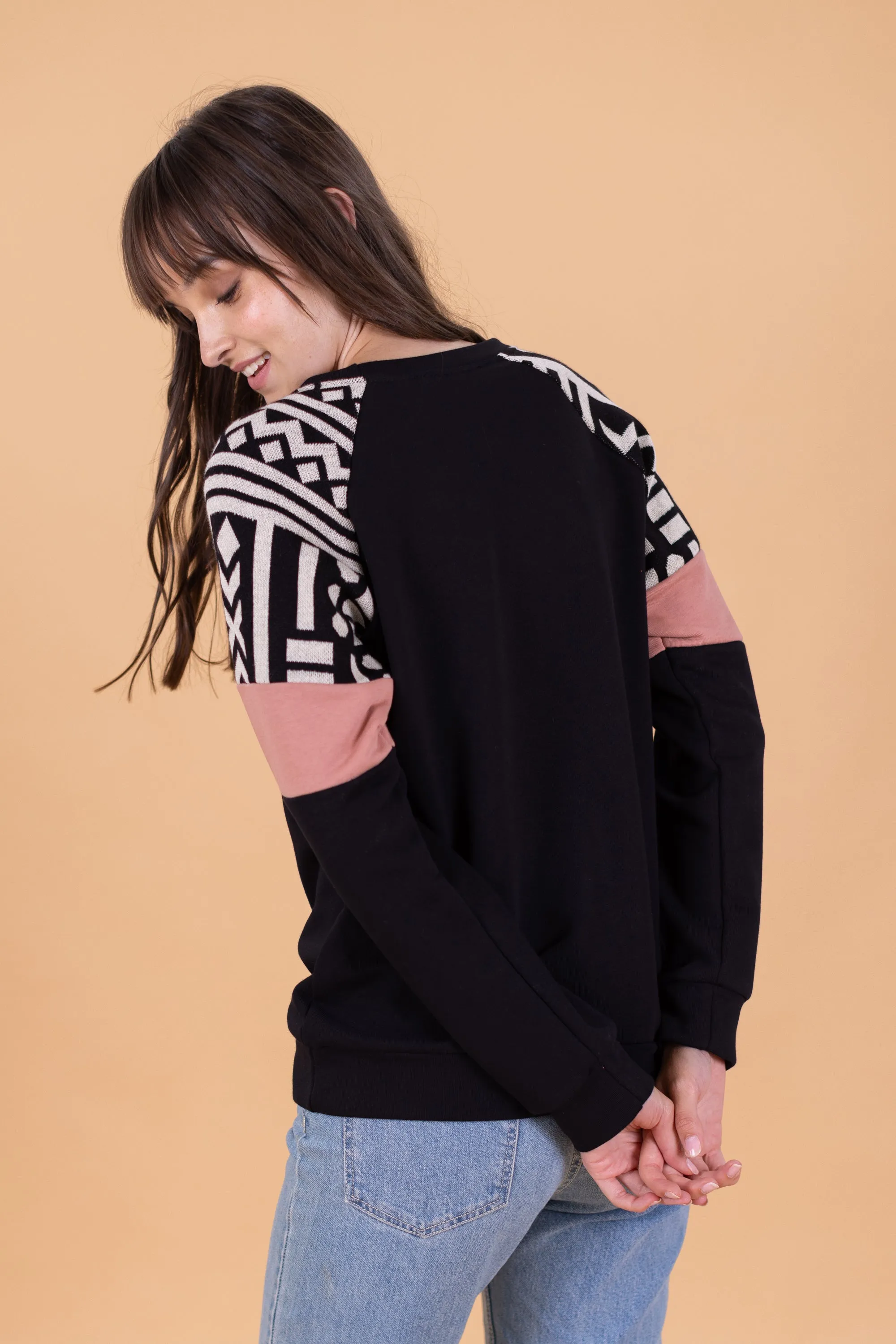 Sweater Sharon Black Aztec Pink