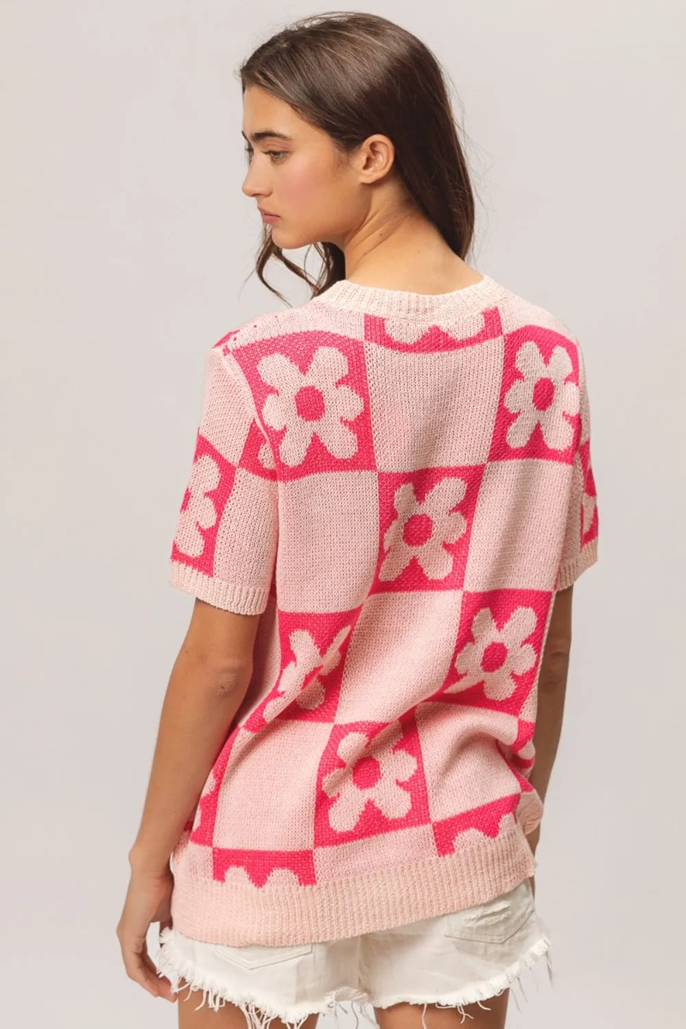 TEEK - Blush Fuchsia Flower Checker Pattern Short Sleeve Sweater