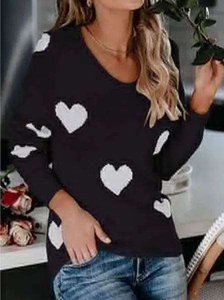 TEEK - Love V-Neck Knit Top