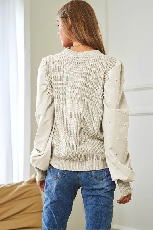 TEEK - Pearl Detail Contrast Sleeves Sweater