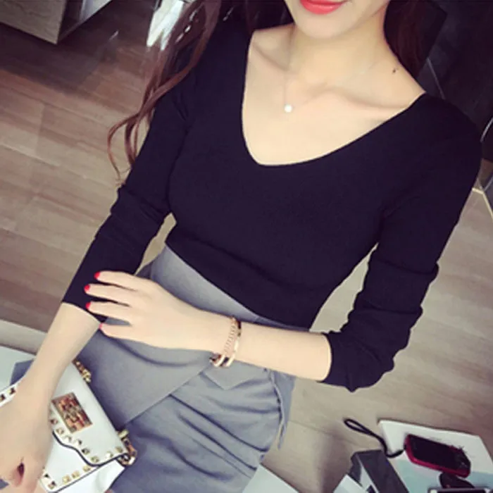 The new spring 2018 v is gotten tight render unlined upper garment sweater black female turtleneck sweater long-sleeved v-neck sexy cultivate one's morality