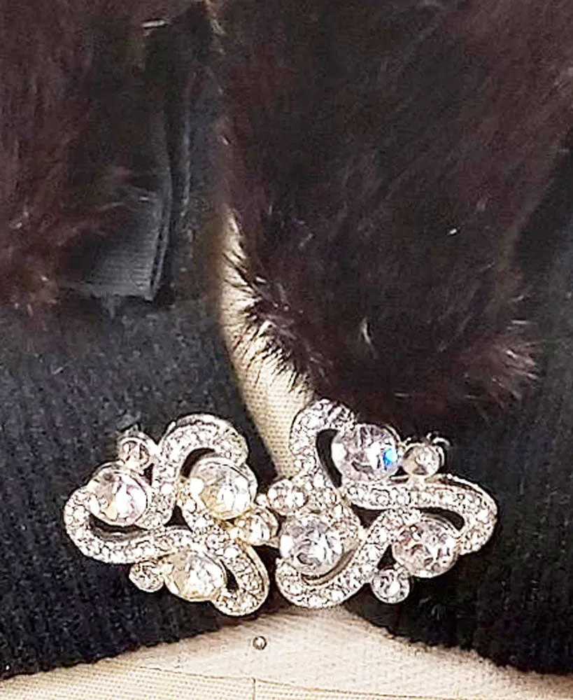 VINTAGE MAURICE BRUDER CASHMERE AND MINK EVENING SWEATER SPARKLING RHINESTONE CLASP