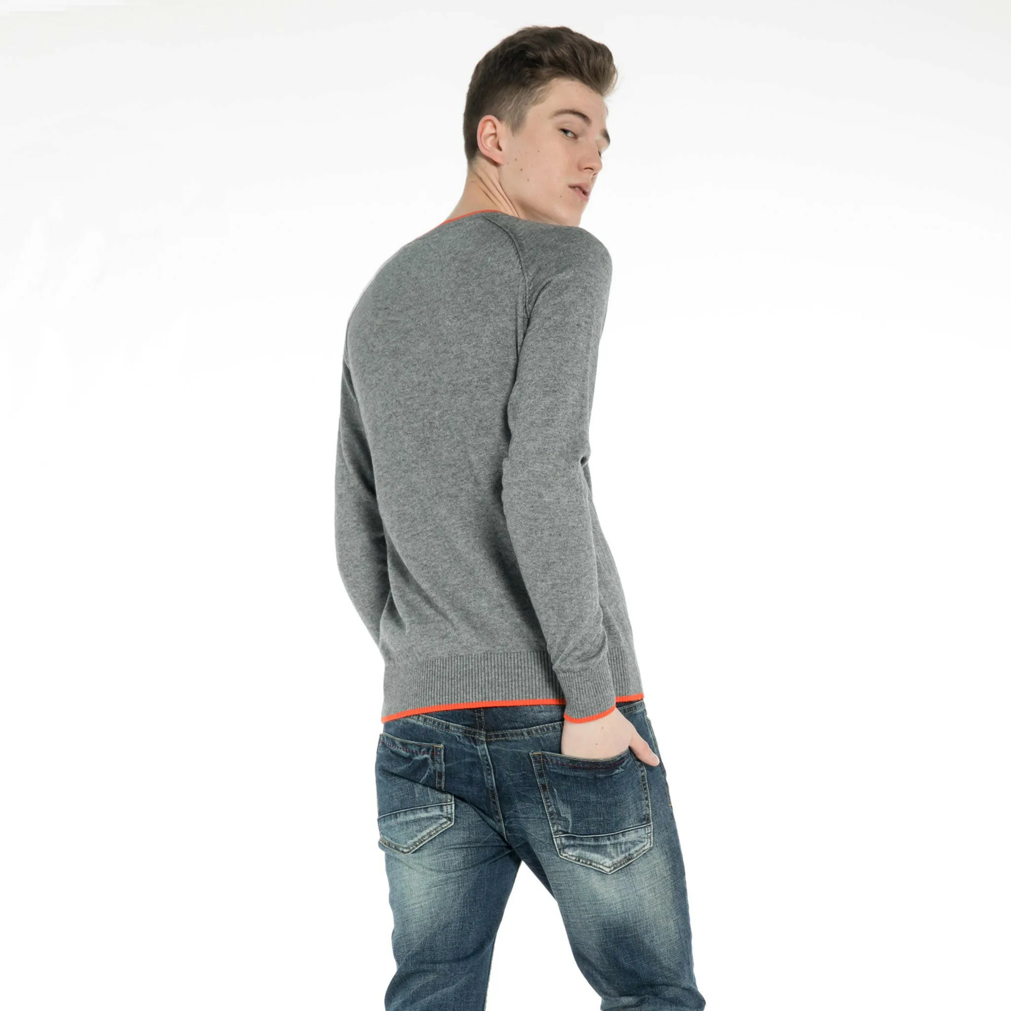 Woolen Crew Neck Raglan Sweater for men