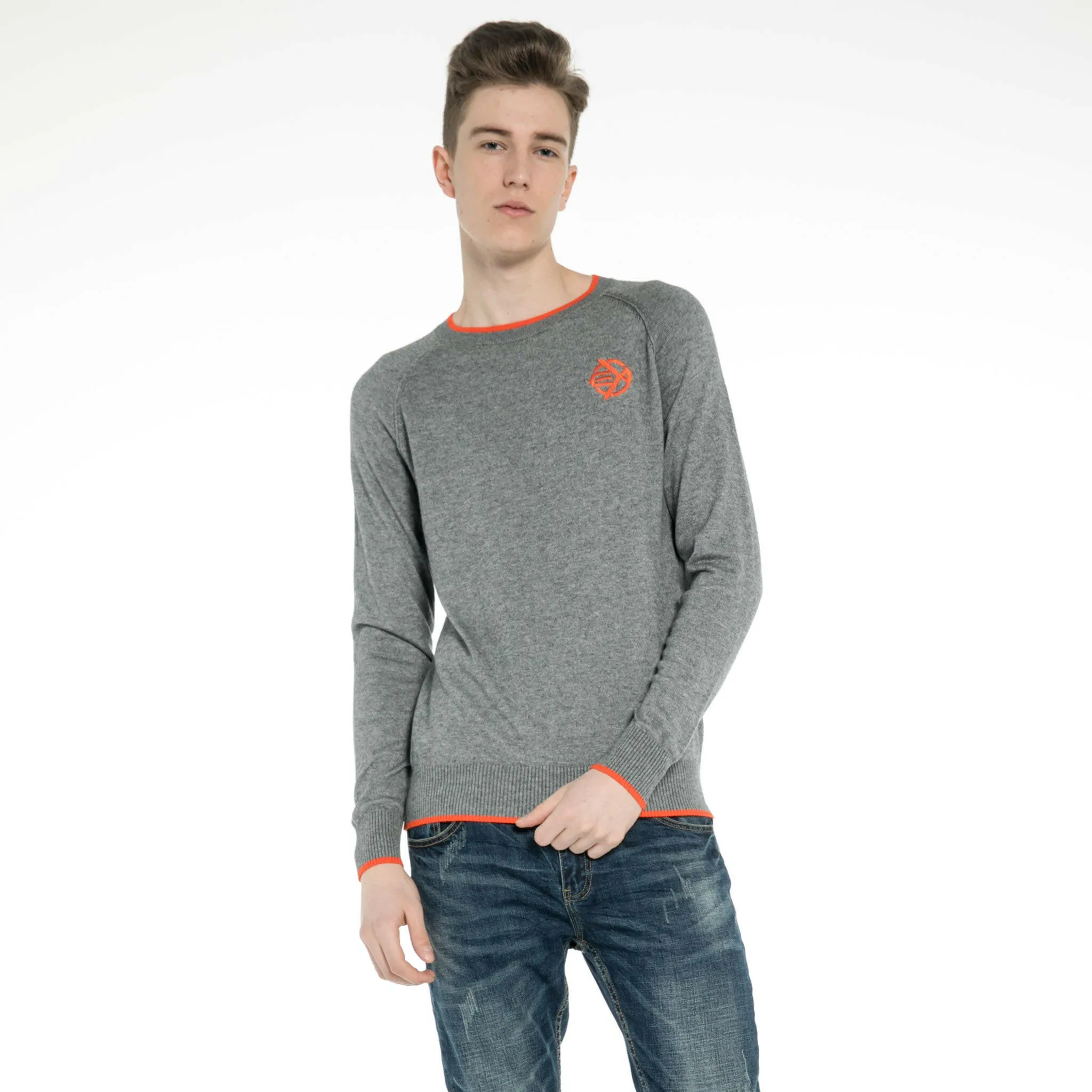 Woolen Crew Neck Raglan Sweater for men