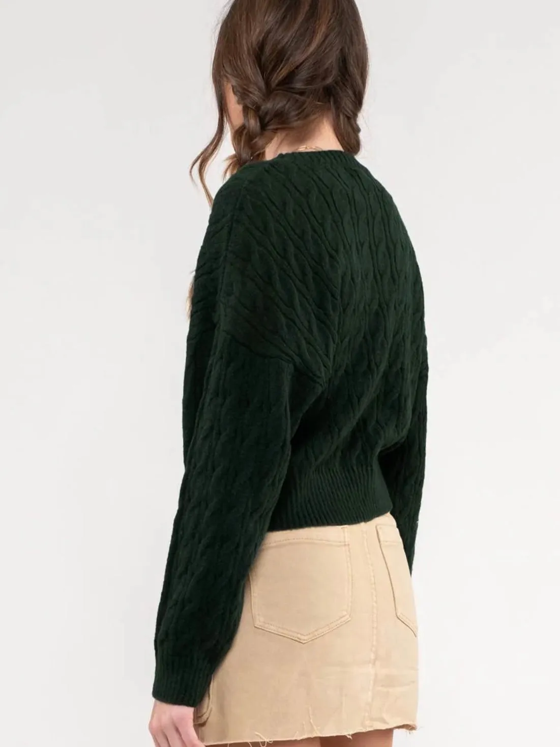 Zaylee Crew Neck Cable Knit Sweater - Hunter Green