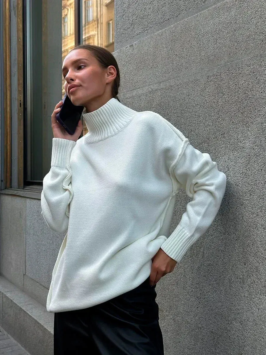 Zee Turtleneck fashionista sweater